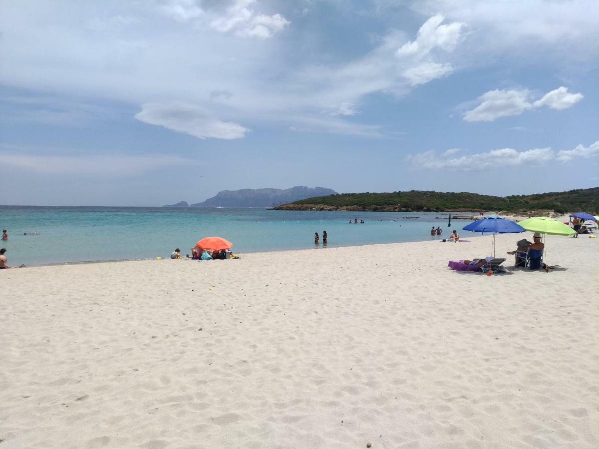 Hotel Abbaruja Olbia Bagian luar foto